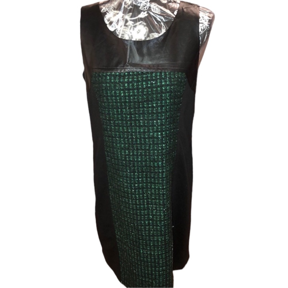 Ellen Tracy size 10 green metallic thread black faux leather trim back